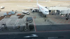 Shanghai Pudong International Airport, MH389 (Timelapse)