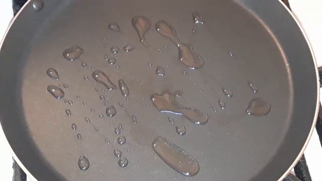 ОРИГИНАЛЬНЫЕ СВЕКОЛЬНЫЕ БЛИНЧИКИ С СЕЛЬДЬЮ!!!ОЧЕНЬ ВКУСНАЯ ЗАКУСКА! смотреть онлайн