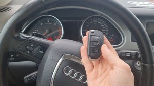 Ключ Ауди ку7 купить дубликат чип ключа зажигания. Audi q7 сделать выкидной авто ключ в Минске