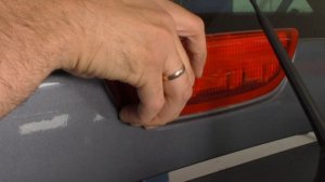 Replacing 3rd Brake Light Assy / Bulbs - Peugeot 307 SW