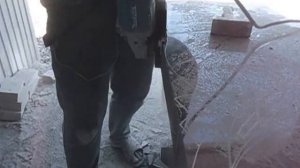 как режут гранит