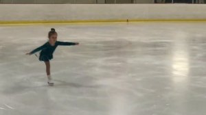 Первое выступление по фигурному катанию-4 года!4 years old figure skater first performance “Tangled