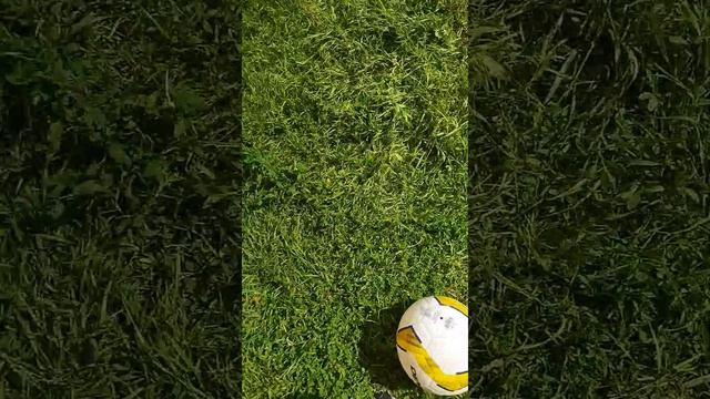 Навыки в футболе. Как обвести любого защитника между ног? Смотри!!!⚽ смотреть онлайн