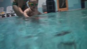 vodomerka.ru Alesha 1 y 7 m underwater