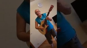 Как турецкая сабля твой стан.