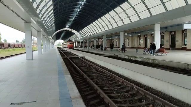 Д1-708-3 прибывает на станцию Кишинёв. смотреть онлайн