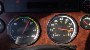 Freightliner Century Class 130 km/h