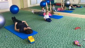 Тренировка Fitness mama в фитнес-клубе АнТалия. Занятия "Мама и малыш"