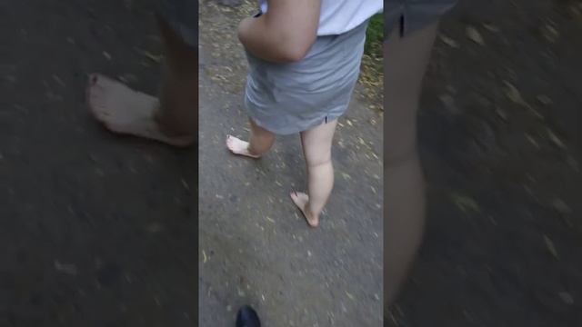 Босиком в парке смотреть онлайн