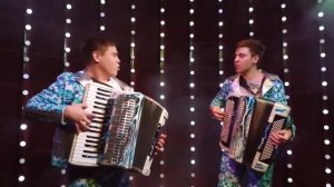 Чемпионы мира по баяну и аккордеону без правил - Дуэт "AkBoys"