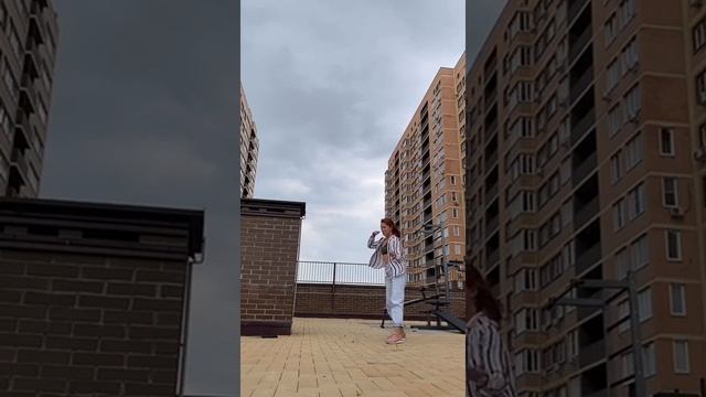 В Батайске учитель йоги перевела занятия в онлайн смотреть онлайн