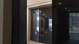 Входные двери со скрытыми петлями без наличников