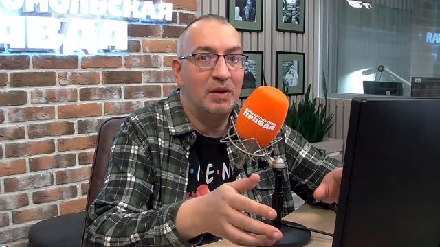 Crazy Frog вернулся! Но нужен ли он кому-то в 2023 году? смотреть онлайн