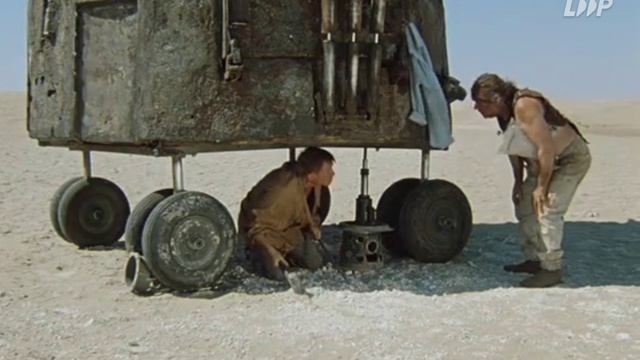 ТВОИ ДРУЗЬЯ КОГДА ТЫ РЕМОНТИРУЕШЬ АВТОМОБИЛЬ???