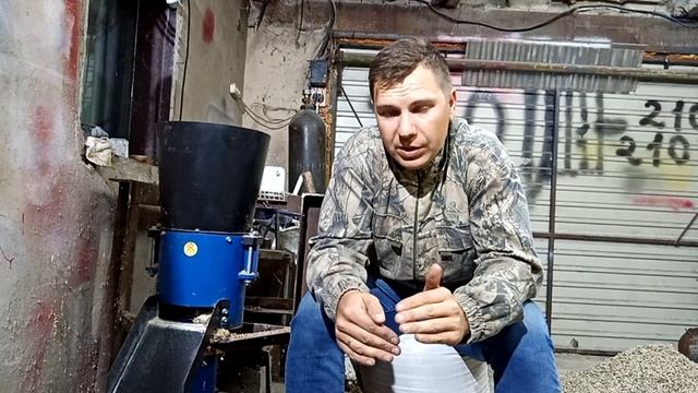 ///Какой Гранулятор лучше, Подвижная матрица или ролики?? Редукторный или ременной???///