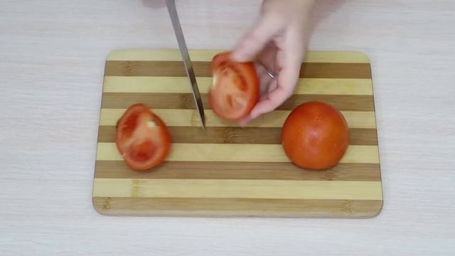 Куриная печень запеченная с помидорами и сыром в духовке по милански