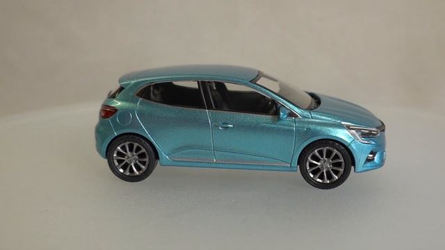 Renault New Clio V Blue Celadon - 2019 год. смотреть онлайн