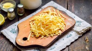 Салат с чипсами и шпротами. Пошаговый фото рецепт