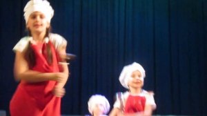 Мюзикл "Королевство кривых зеркал" Театра танца "Шоколад" - танец поварят