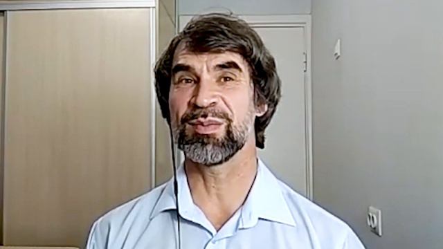 Текст песни ЗВЁЗДНОЮ РЕКОЮ ЛЬЁТСЯ НЕБОСВОД. Общение на встрече покупателей. смотреть онлайн