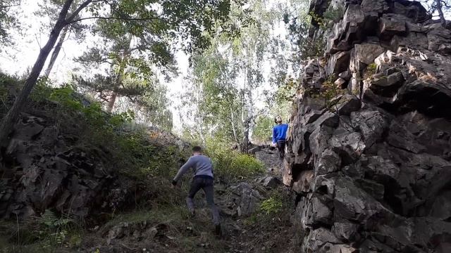 Дыроватый камень смотреть онлайн