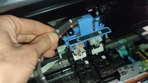 Как предотвратить попадание воздуха в систему непрерывной подачи чернил Canon G серии