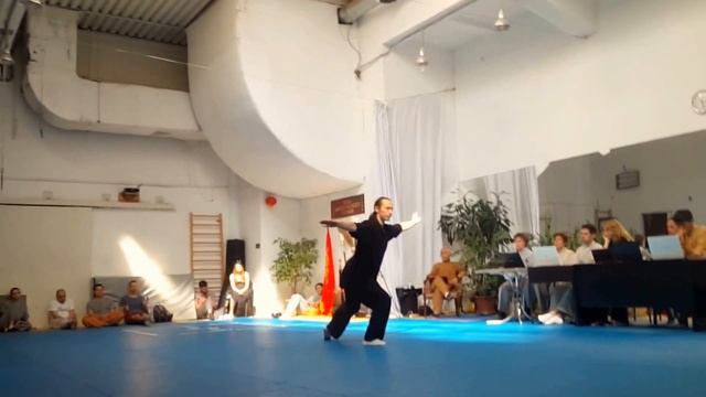 Тайцзицюань 42 Формы Ян. Алексей Тоцкий смотреть онлайн