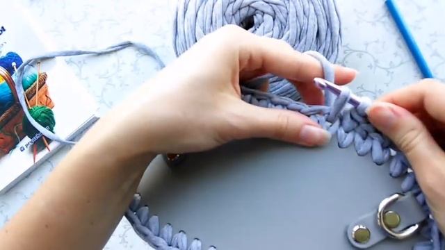 Вязаный рюкзак из трикотажной пряжи крючком