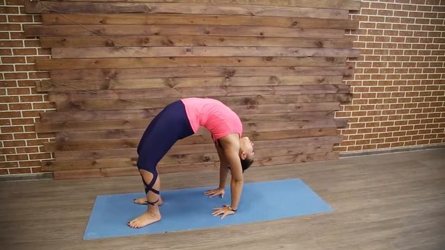 Стретчинг в DiDance. Ирина Гадаева смотреть онлайн