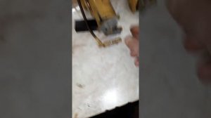 VW Tuareg. Снятие топливного бака и насосов.