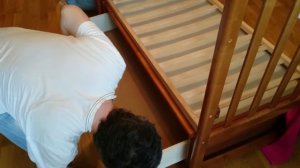 Разбираем кроватку 2 часть