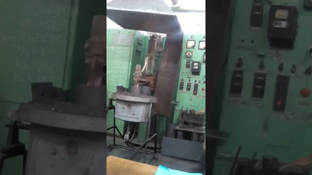 Плавку чугуна нетрадиционным способом смотреть онлайн