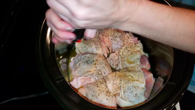 LEMON BASIL CHICKEN~FOODIE FRIDAYS! смотреть онлайн