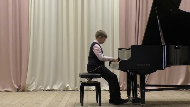 Сухарев Андрей. И.С. Бах Двухголосная инвенция ре-минор. Шуман "Охотничья песенка" смотреть онлайн