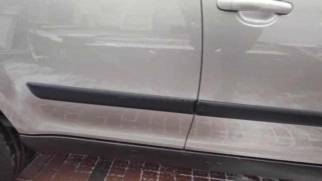 ?? SKODA Yeti 2.0 TDI 4x4 2011 смотреть онлайн