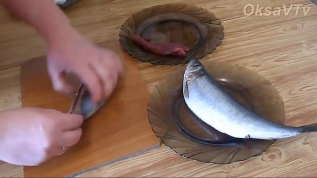 Как чистить и разделывать сельдь. Готовим с Оксаной Валерьевной.