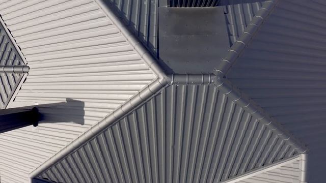 Сложная многоуровневая кровля - металлочерепица смотреть онлайн