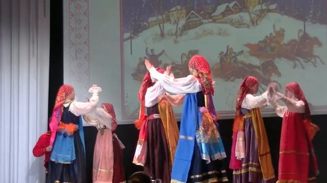 Фольклорный ансамбль Роднички- "Во лозях"