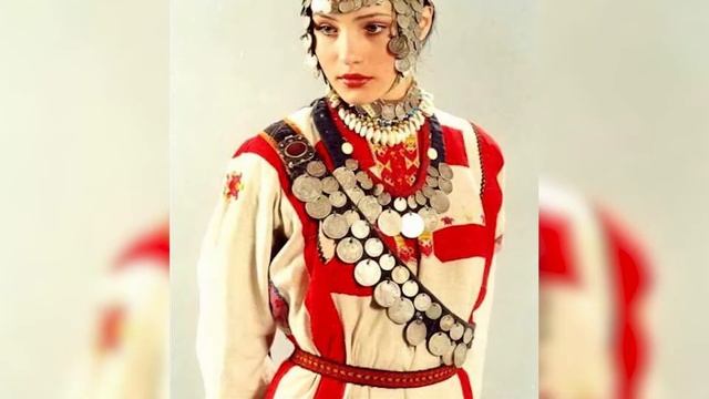 Монисто | Старый парк в деталях смотреть онлайн