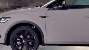 NEW Volkswagen T-ROC 2022 (Facelift) - FIRST LOOK exterior & interior (R-Line)