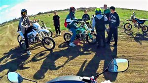 Питбайки в Астраханской степи.Их становится все больше и больше!