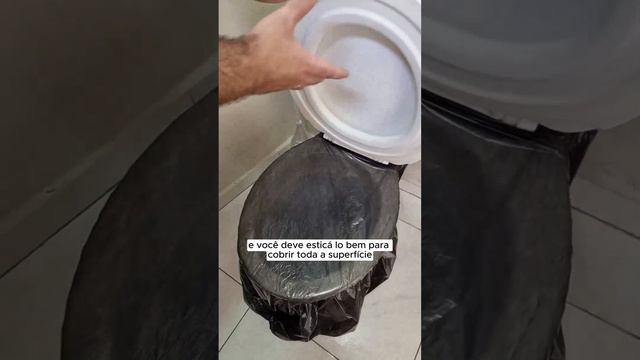 DESENTUPIR O VASO SANITÁRIO COM UM SACO PLÁSTICO! COMO DESENTUPIR PRIVADA. SANITÁRIO ENTUPIDO?