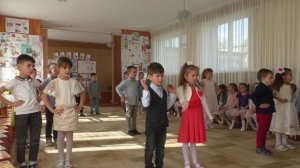 Песня Воспитатель от ребят гр. Теремок.avi