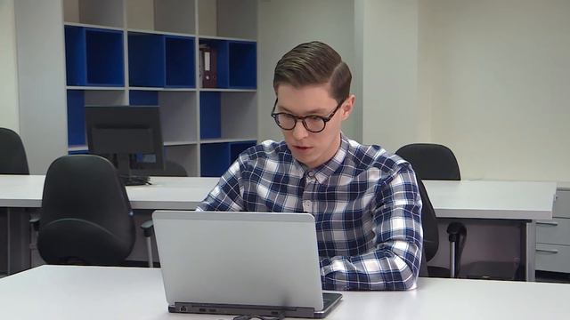 БОЕЦ СЕРГЕЙ СПИВАК В ПРОЕКТЕ "ЛИЦА УЛИЦ" смотреть онлайн