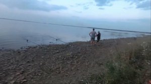 ДРУЗЬЯ НА РЫБАЛКЕ ОЗ. КАЛДЫ ЧЕЛЯБИНСКАЯОБЛ. БЕЛОЯРСКОЕ ВДХ.
