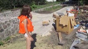 MVI 3195 Дети учатся плавать.