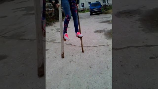 Уроки как ходить на ходулях смотреть онлайн