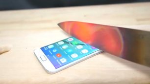 Нож раскаленный до 1000 градусов против Samsung Galaxy S6 edge