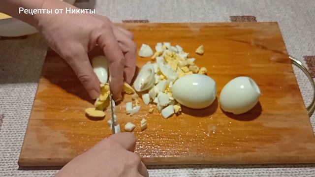 Салат с куриной грудкой. смотреть онлайн