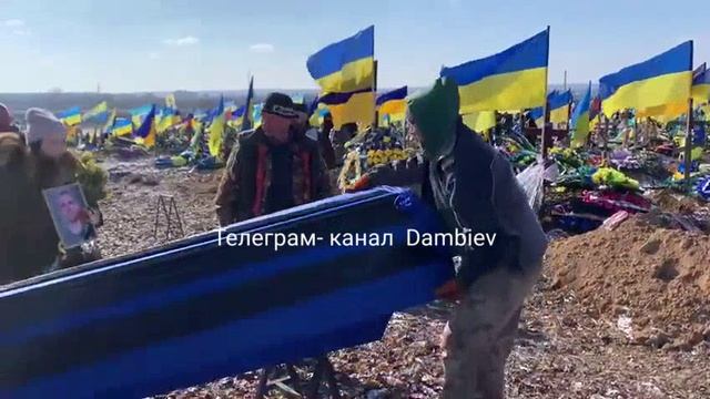 Кладбище №18 (Безлюдовское кладбище) в Харькове стремительно заполняется могилами ВСУшников